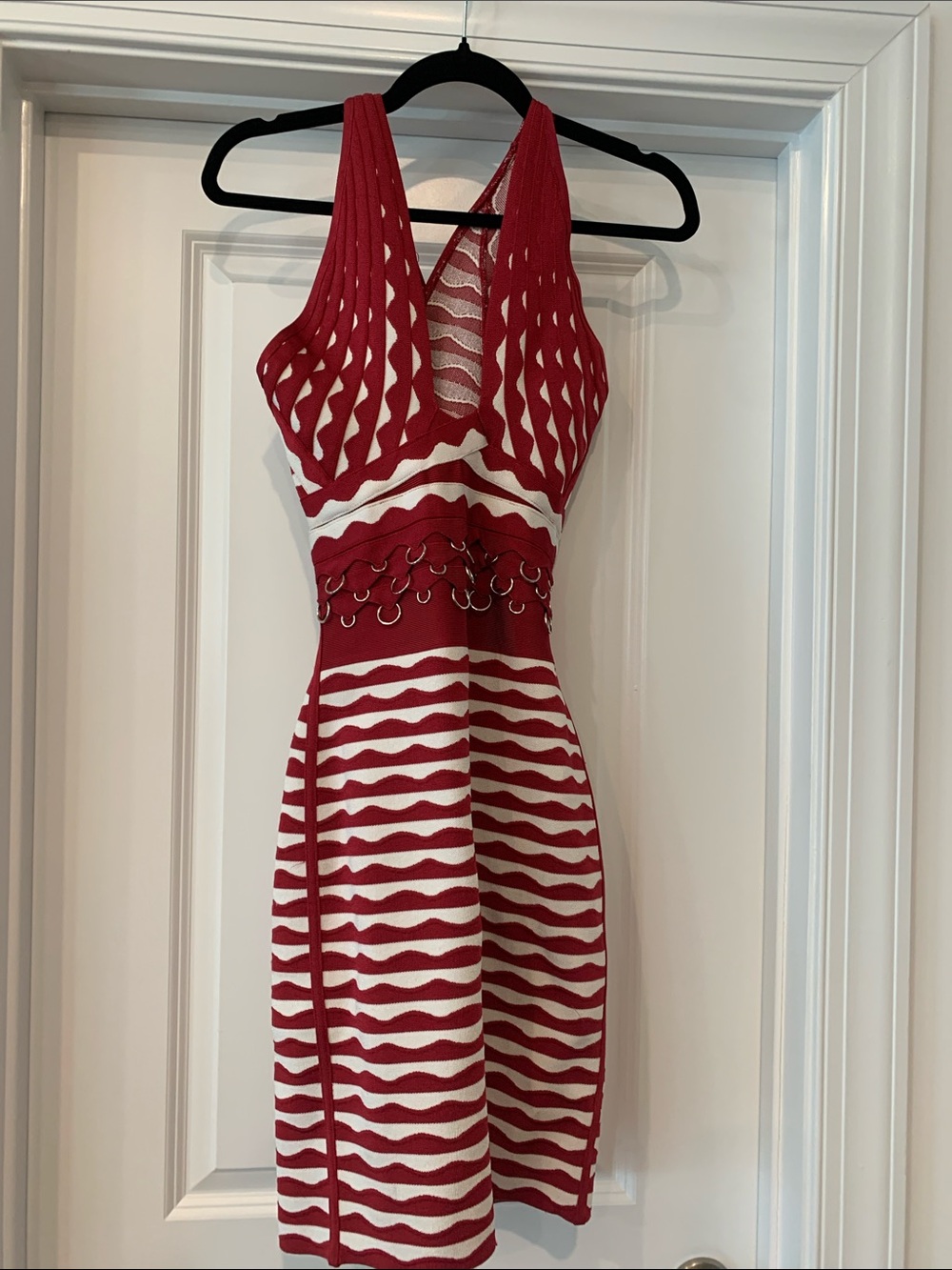 The Royals Crimson/ White Halter bodycon Midi Dress M RARE. Paris